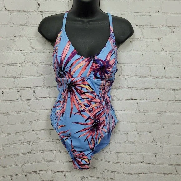 Jessica Simpson Palmy Days Cami One Piece Swimsuit - Picture 2 of 9